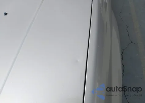 2001 Ford Escape Xlt from USA, damaged, VIN 1FMYU03181KA73971